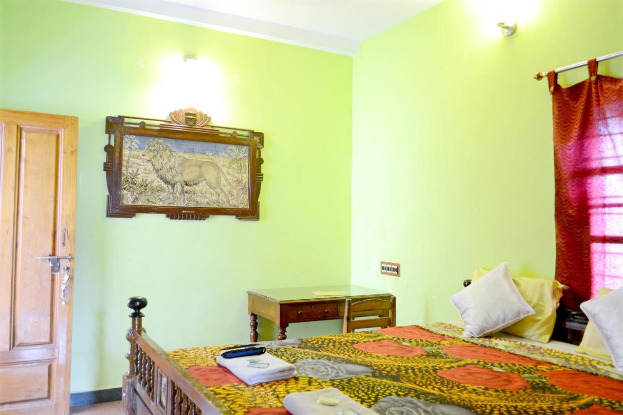 A La Villa Creole Pondicherry Exteriör bild